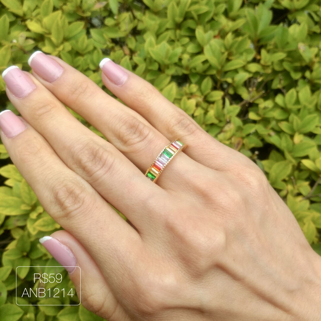 Aparador Baguetes Rainbow Dourado